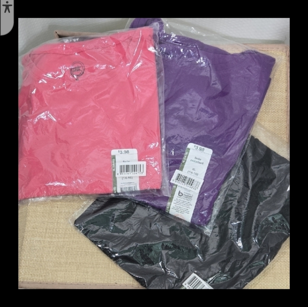 3 Girls T-shirt Set
